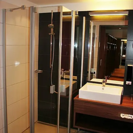 Otel Stadthotel Bernstein Regensburg