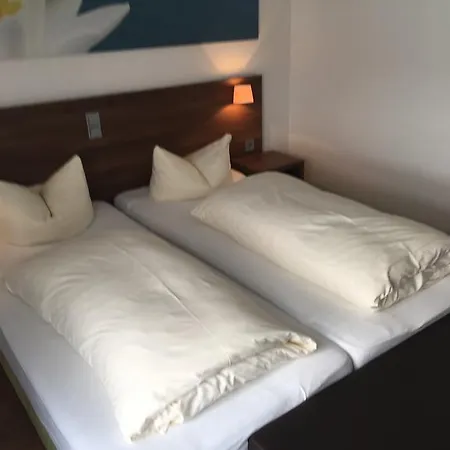 Stadthotel Bernstein Регенсбург